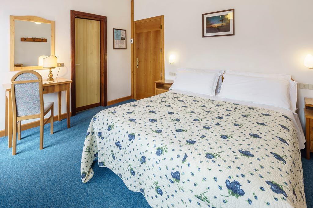 Hotel Roma San Vito di Cadore Pokój zdjęcie