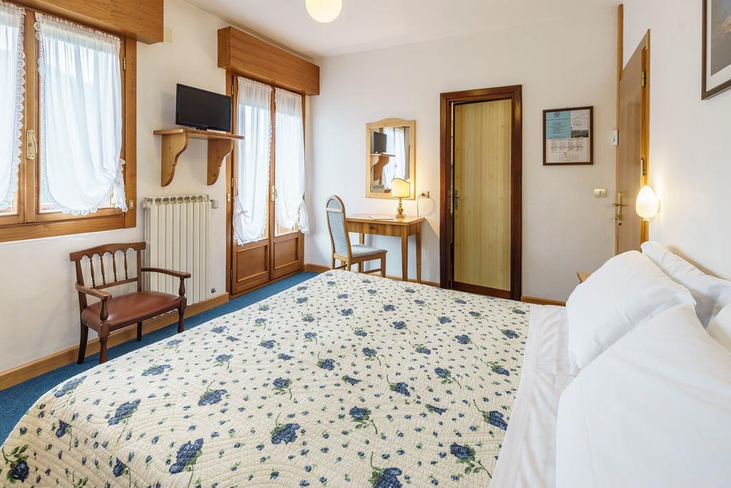 Hotel Roma San Vito di Cadore Pokój zdjęcie